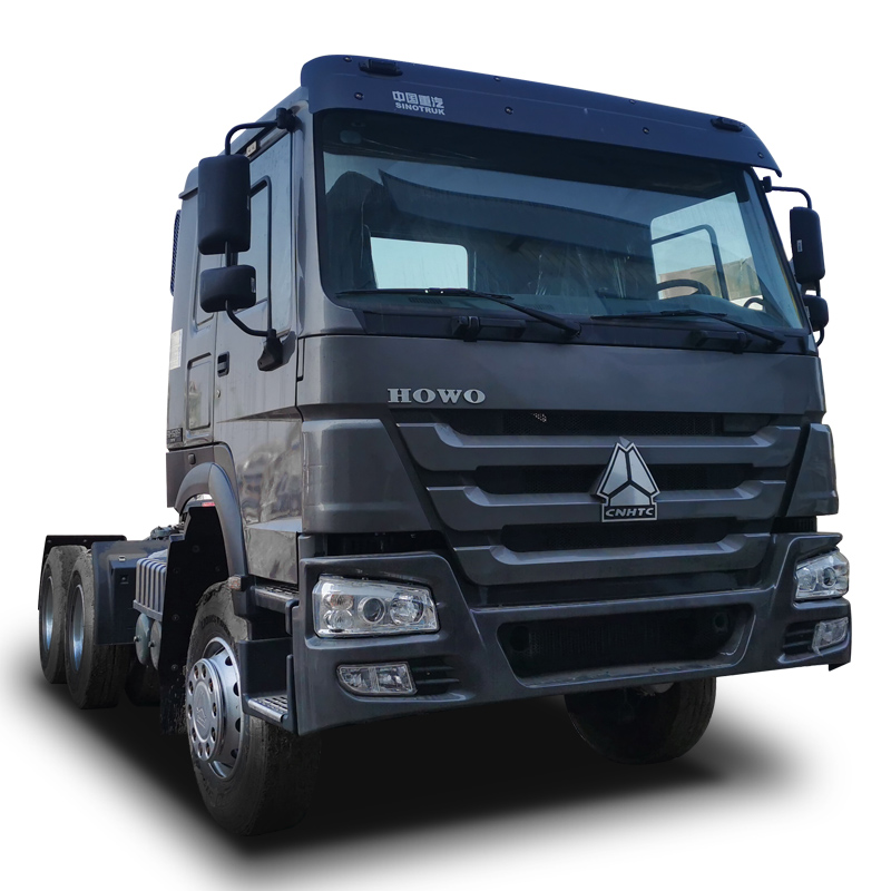 Used Sinotruk Howo 6x4 tractor truck LNG/CNG terminal tractor truck head hot sale