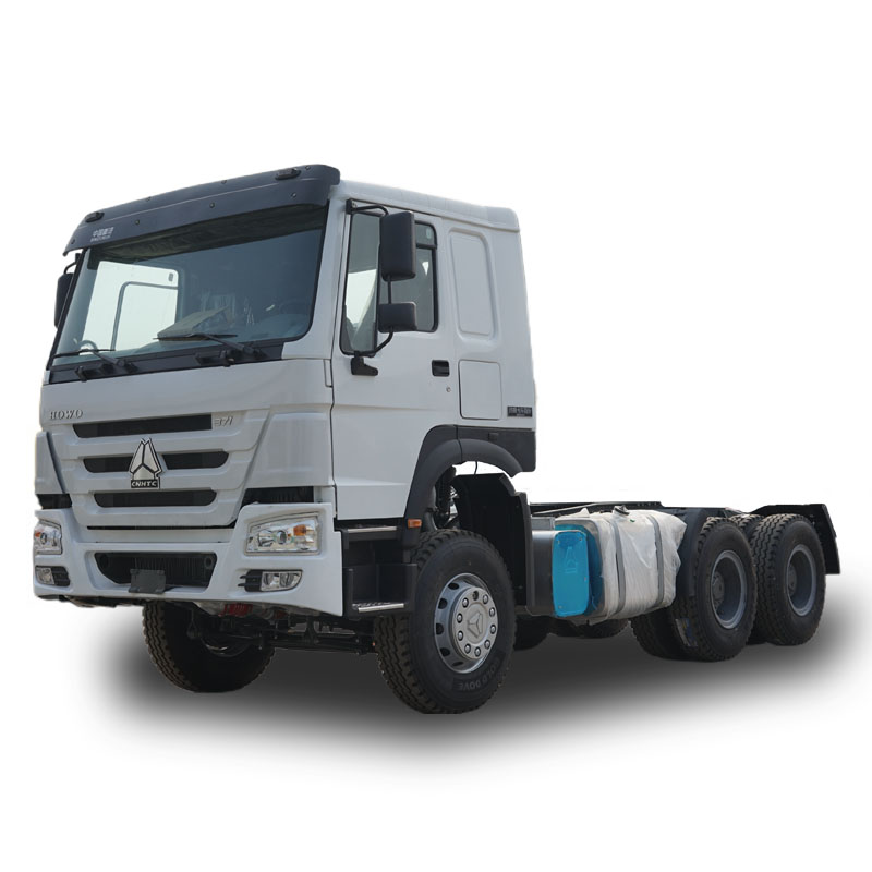Used Sinotruk Howo 6x4 tractor truck LNG/CNG terminal tractor truck head hot sale